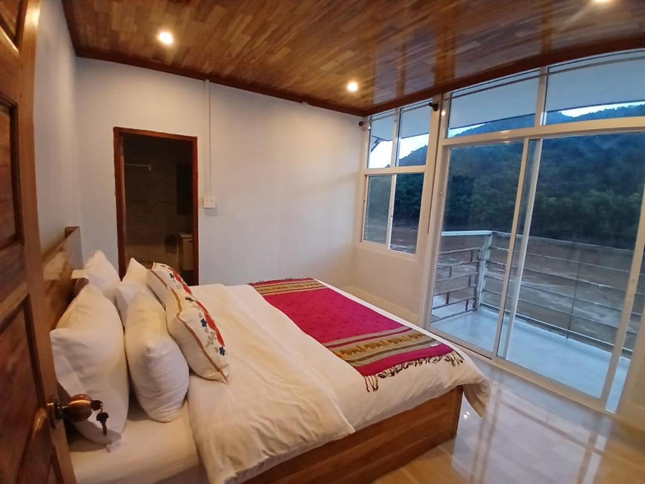 Villa Mekong 2 Guesthouse Pakbeng Exterior photo